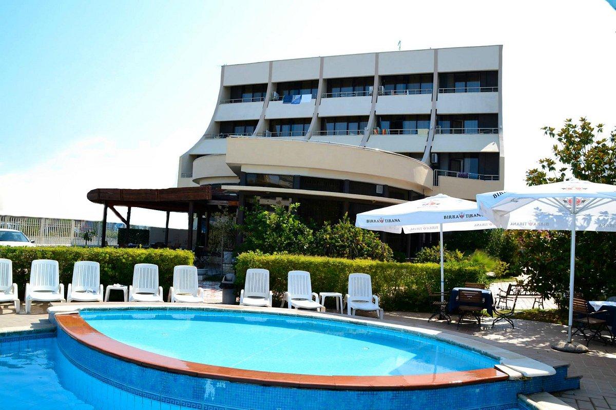 Akropoli Hotel Kryemëdhej エクステリア 写真