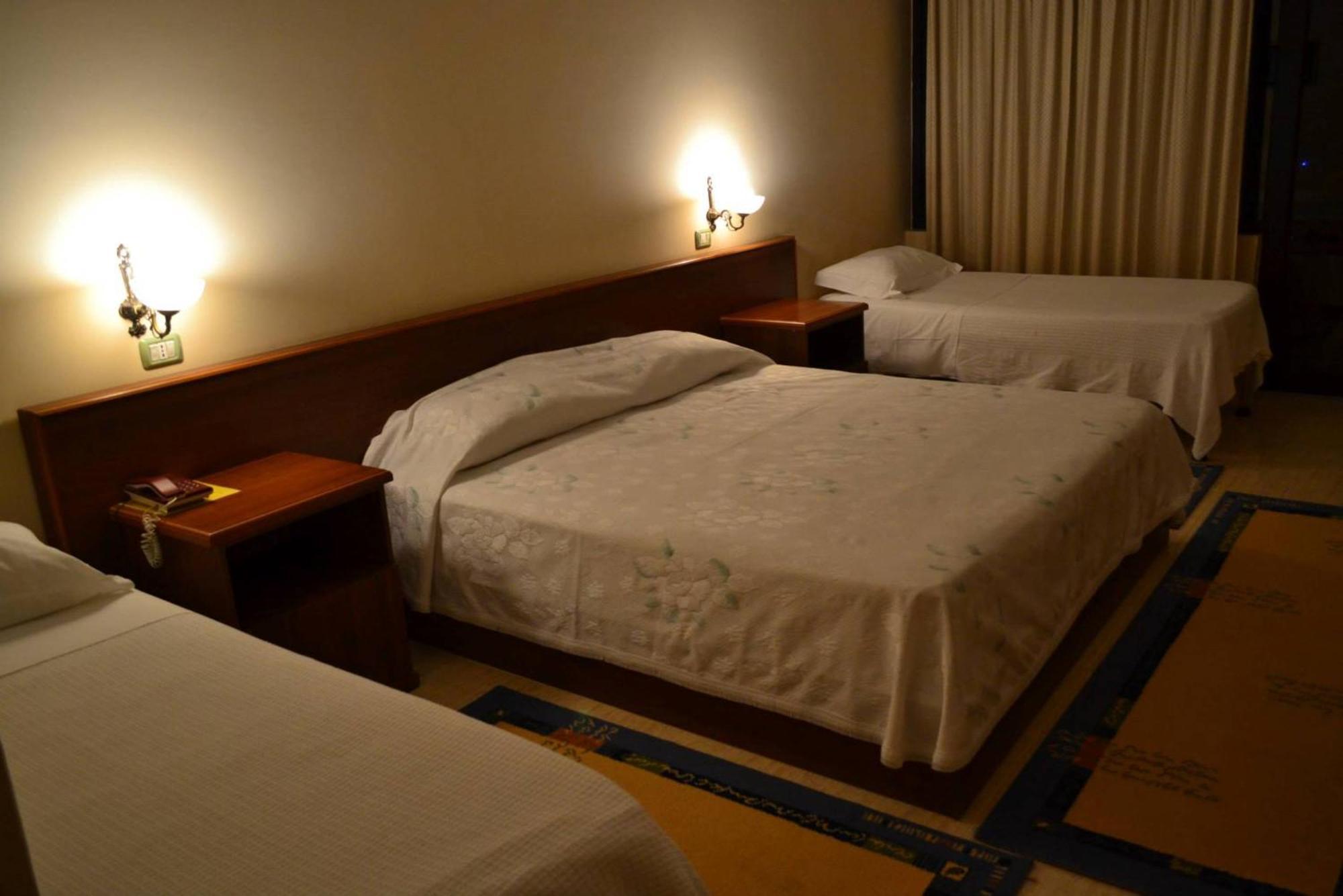 Akropoli Hotel Kryemëdhej 部屋 写真